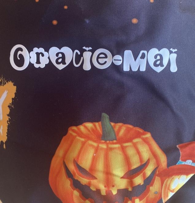 SPOOKY HALLOWEEN TREAT BAG - Personalised